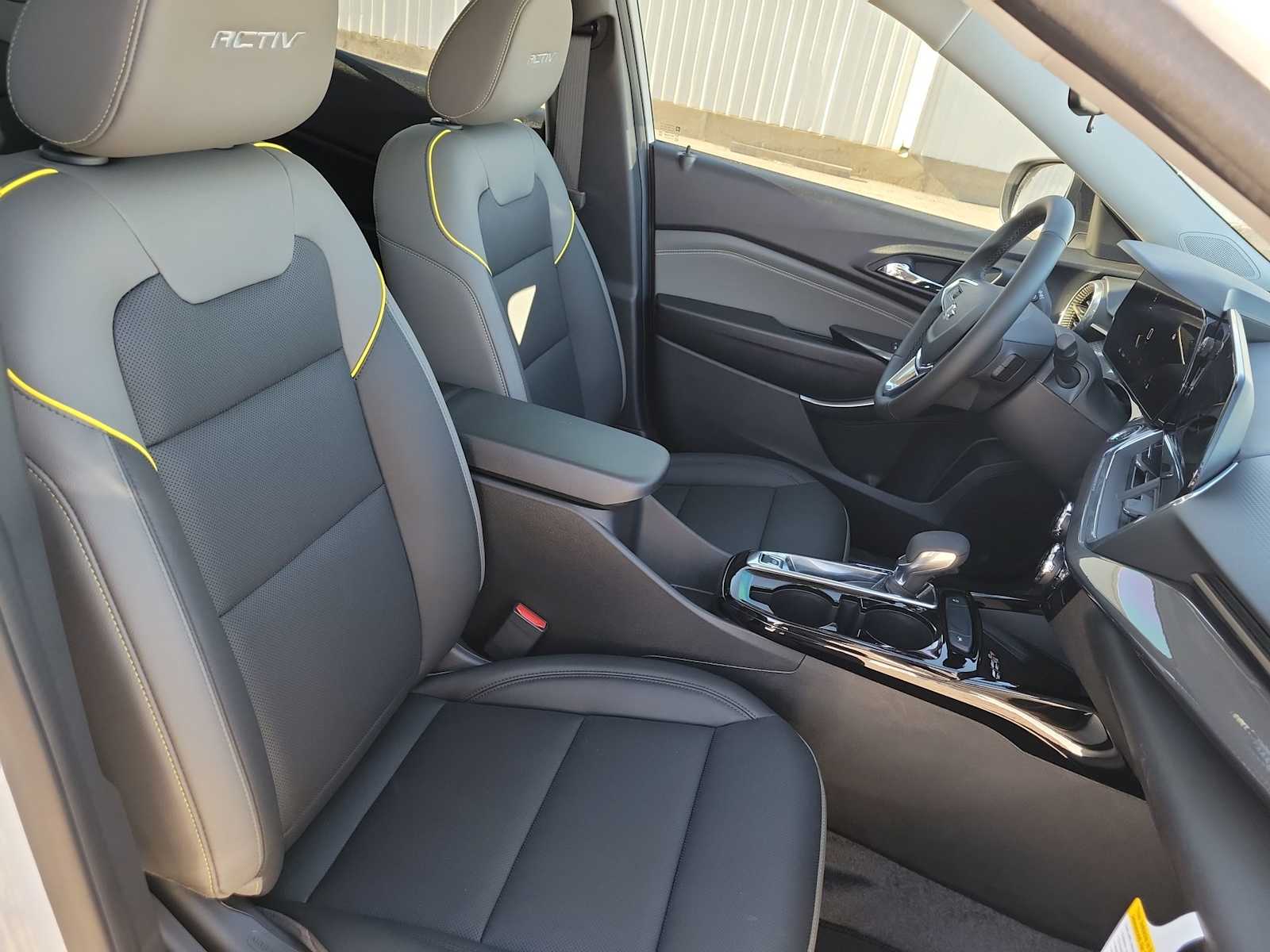 Thumbnail: 2026 Chevrolet Trax - 22