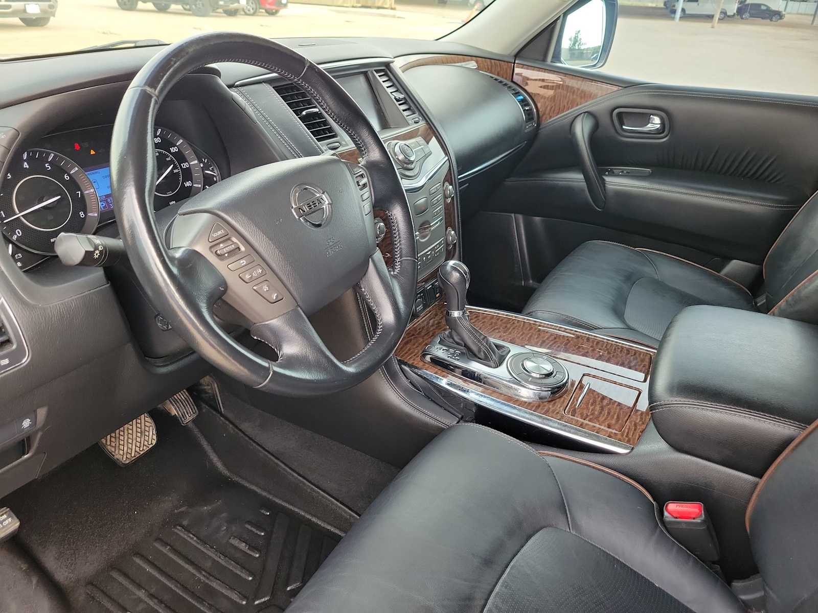 Thumbnail: 2020 Nissan Armada - 10