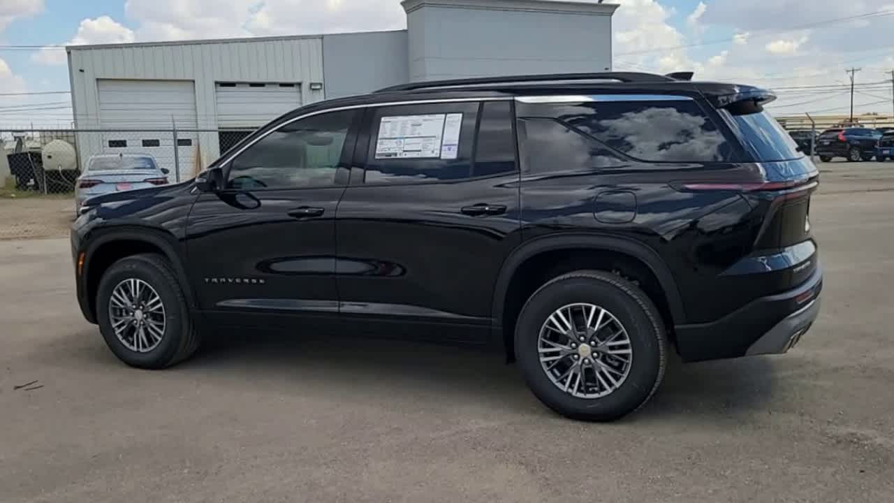 Thumbnail: 2026 Chevrolet Traverse - 6