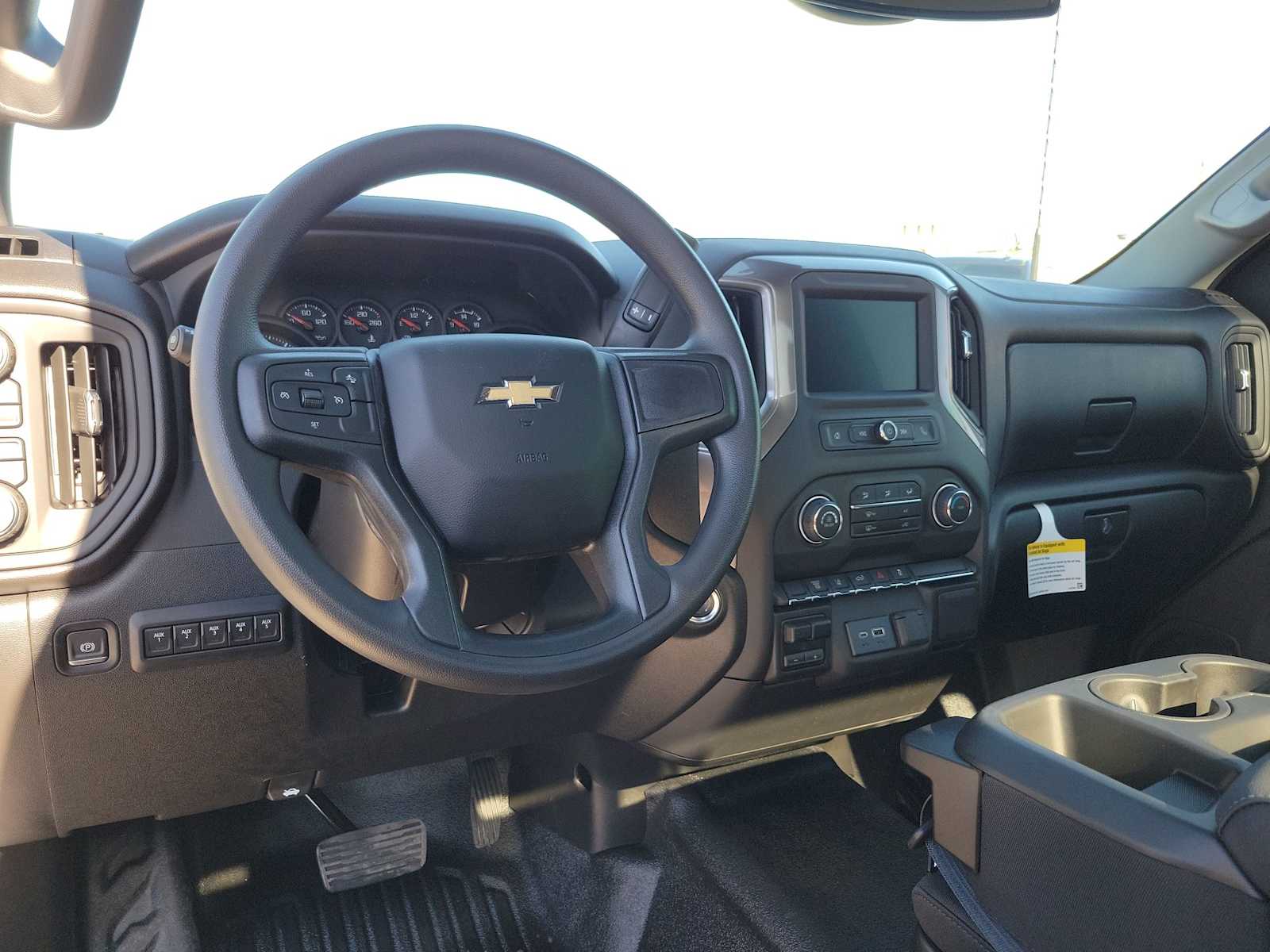 Thumbnail: 2025 Chevrolet Silverado 3500 - 10