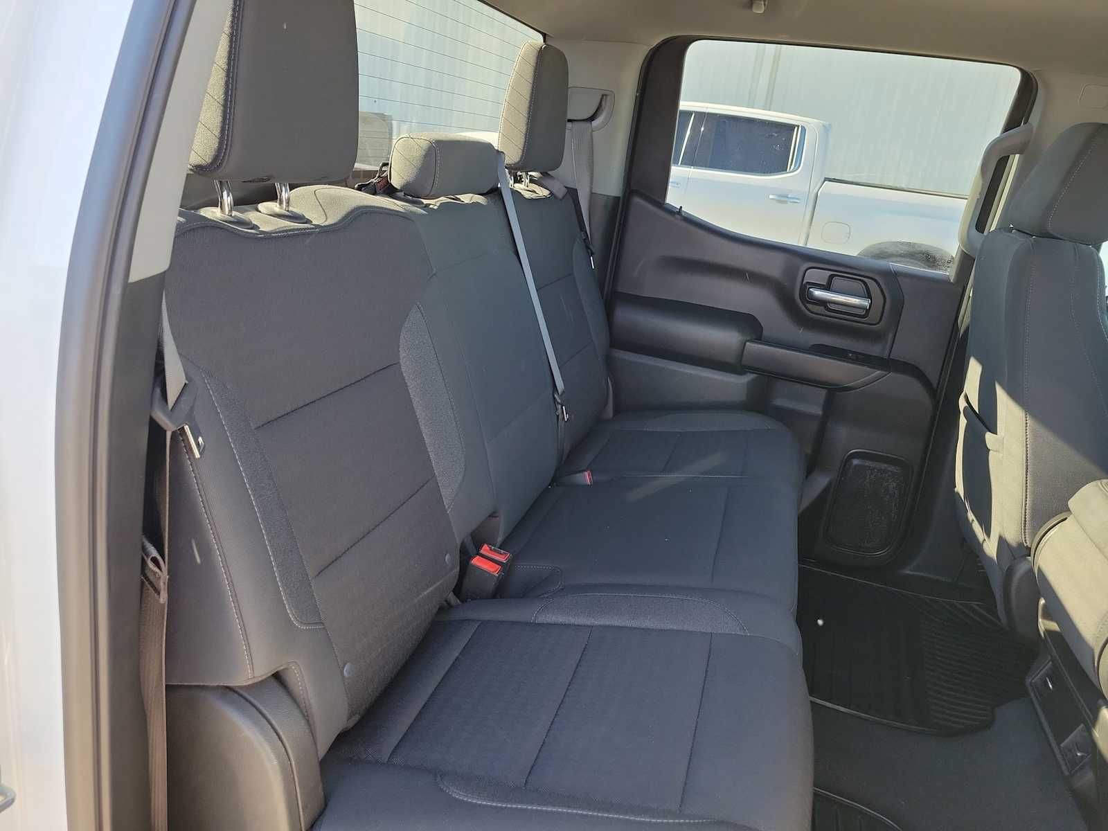 Thumbnail: 2022 Chevrolet Silverado 1500 - 21