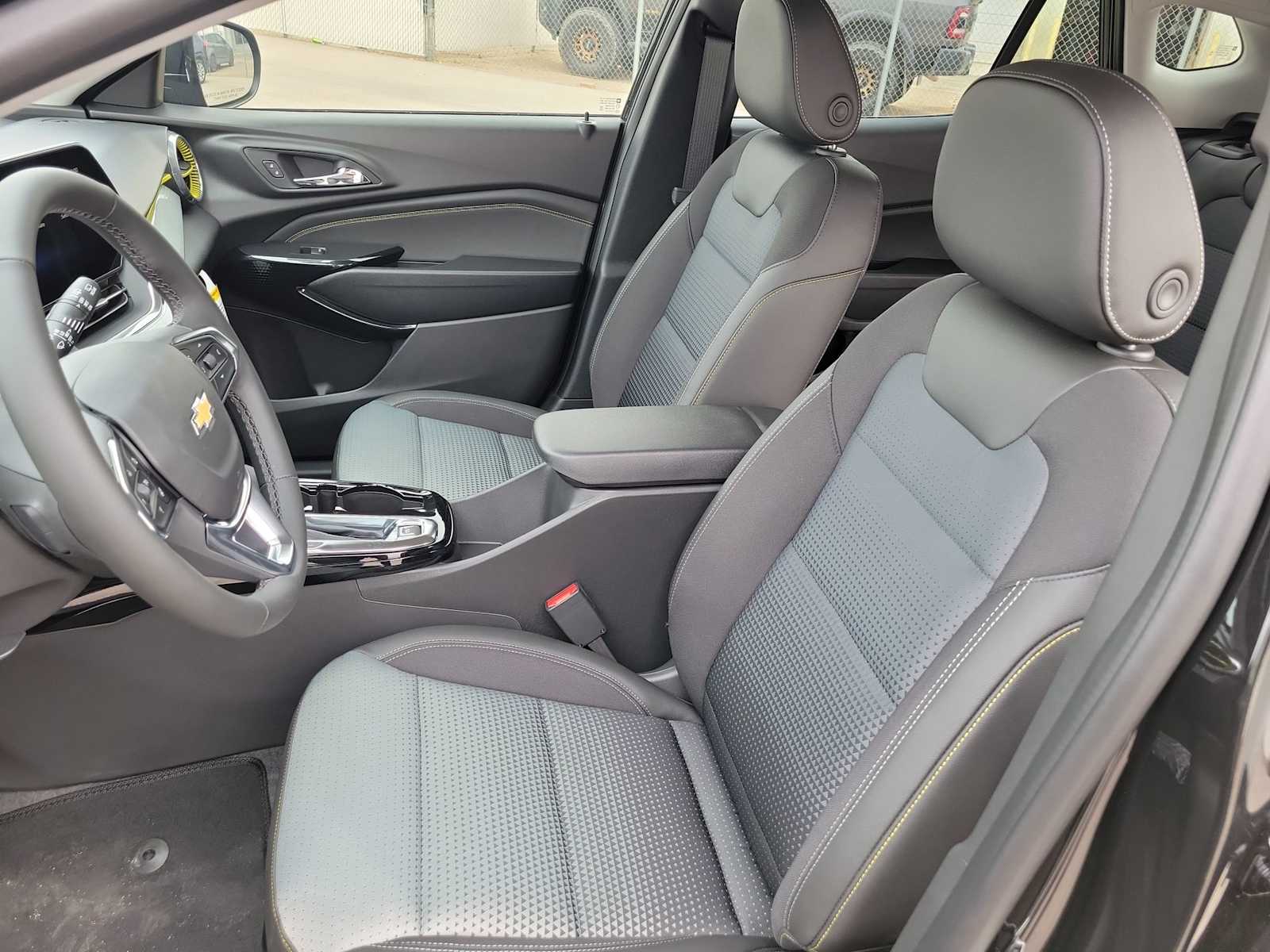 Thumbnail: 2026 Chevrolet Trax - 15