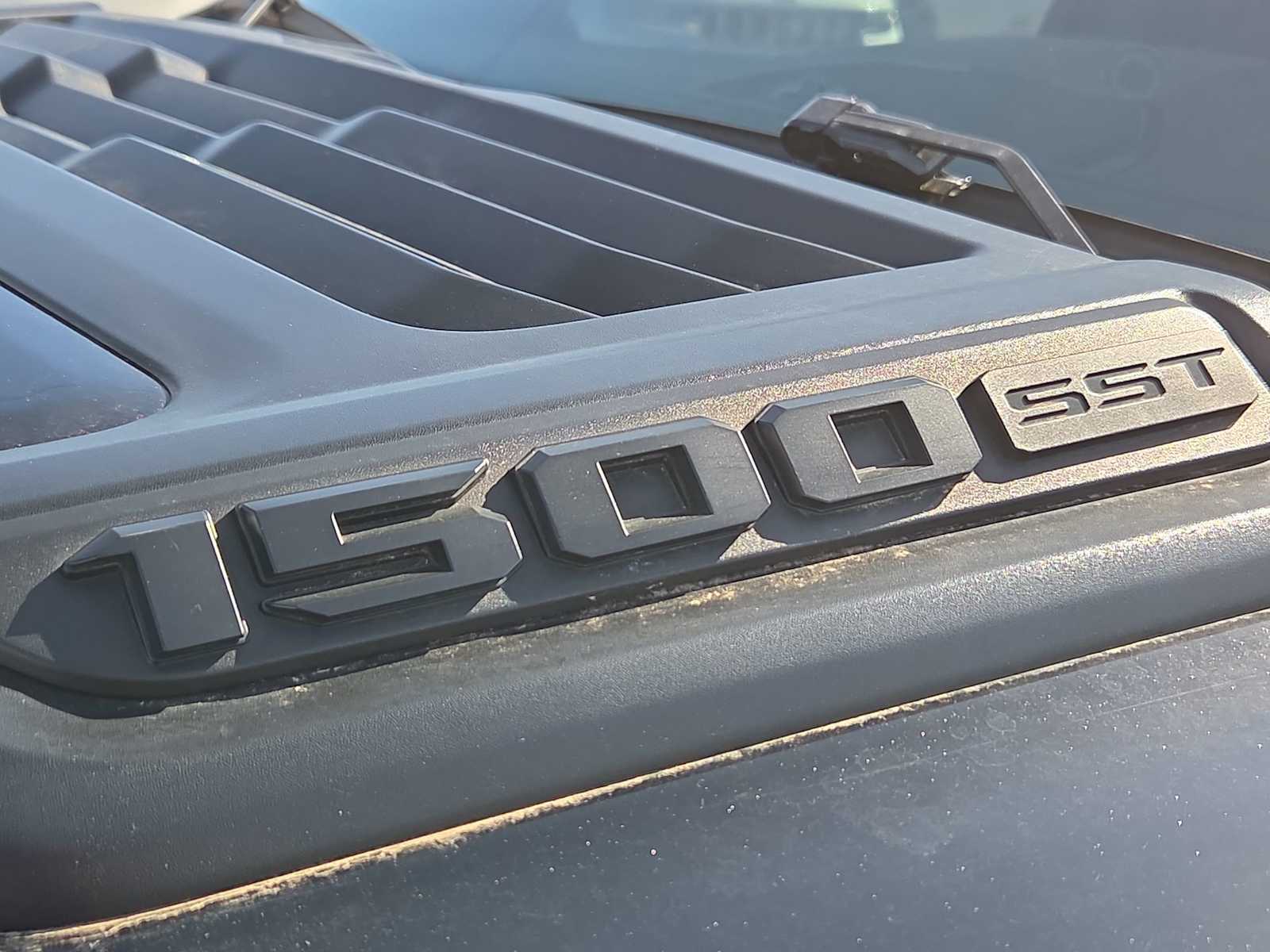 Thumbnail: 2025 RAM 1500 - 13