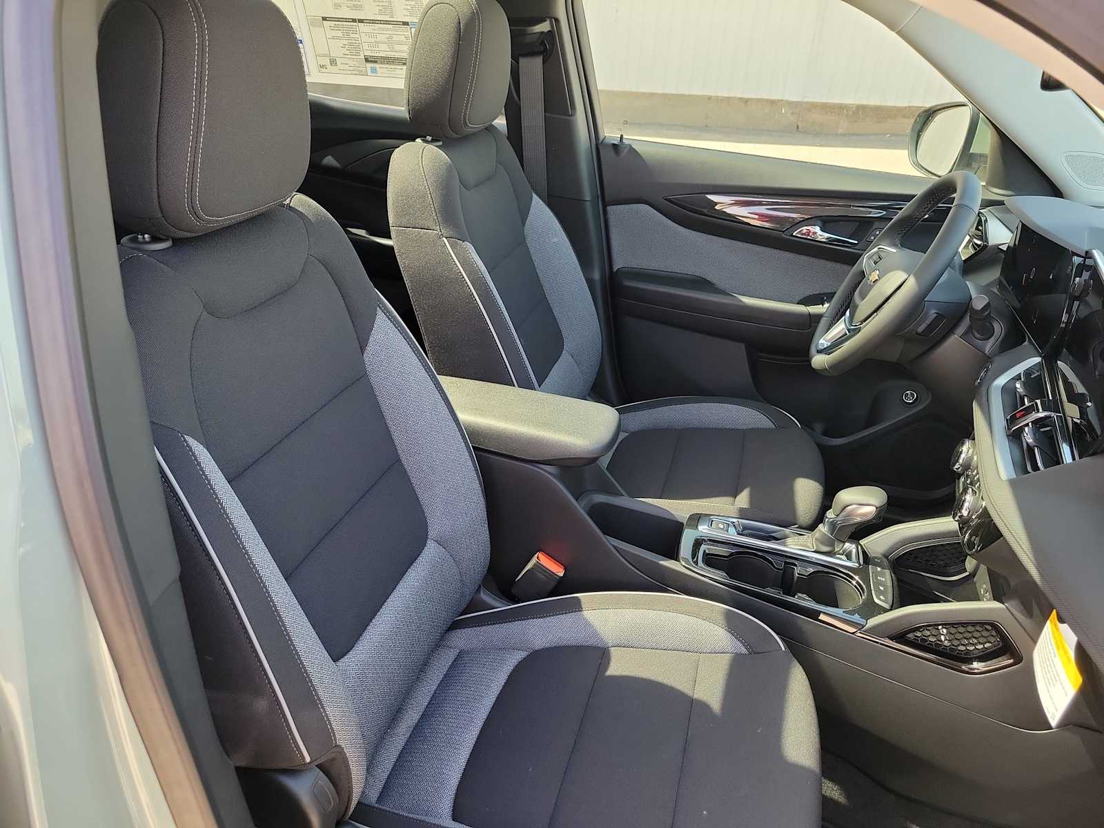 Thumbnail: 2026 Chevrolet TrailBlazer - 18