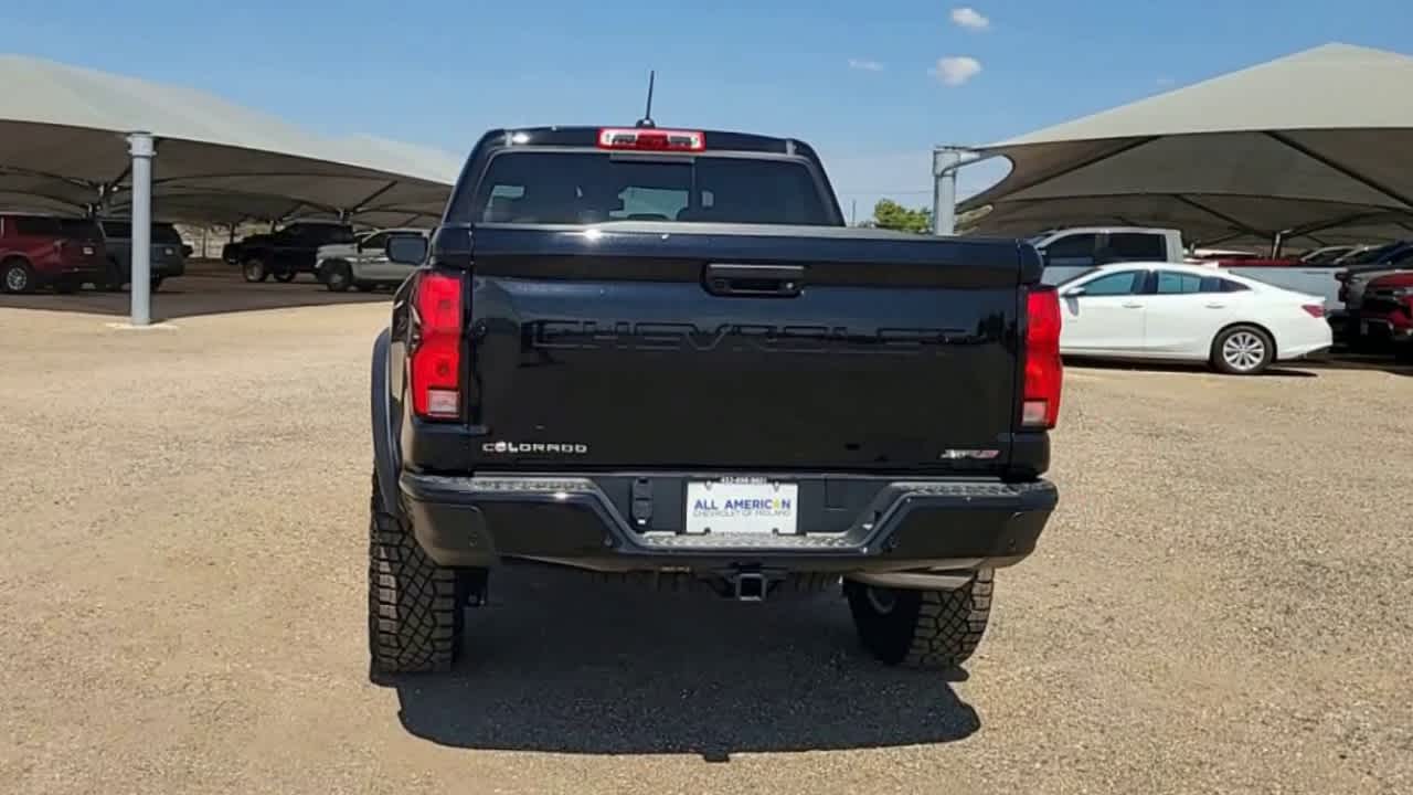 Thumbnail: 2026 Chevrolet Colorado - 3