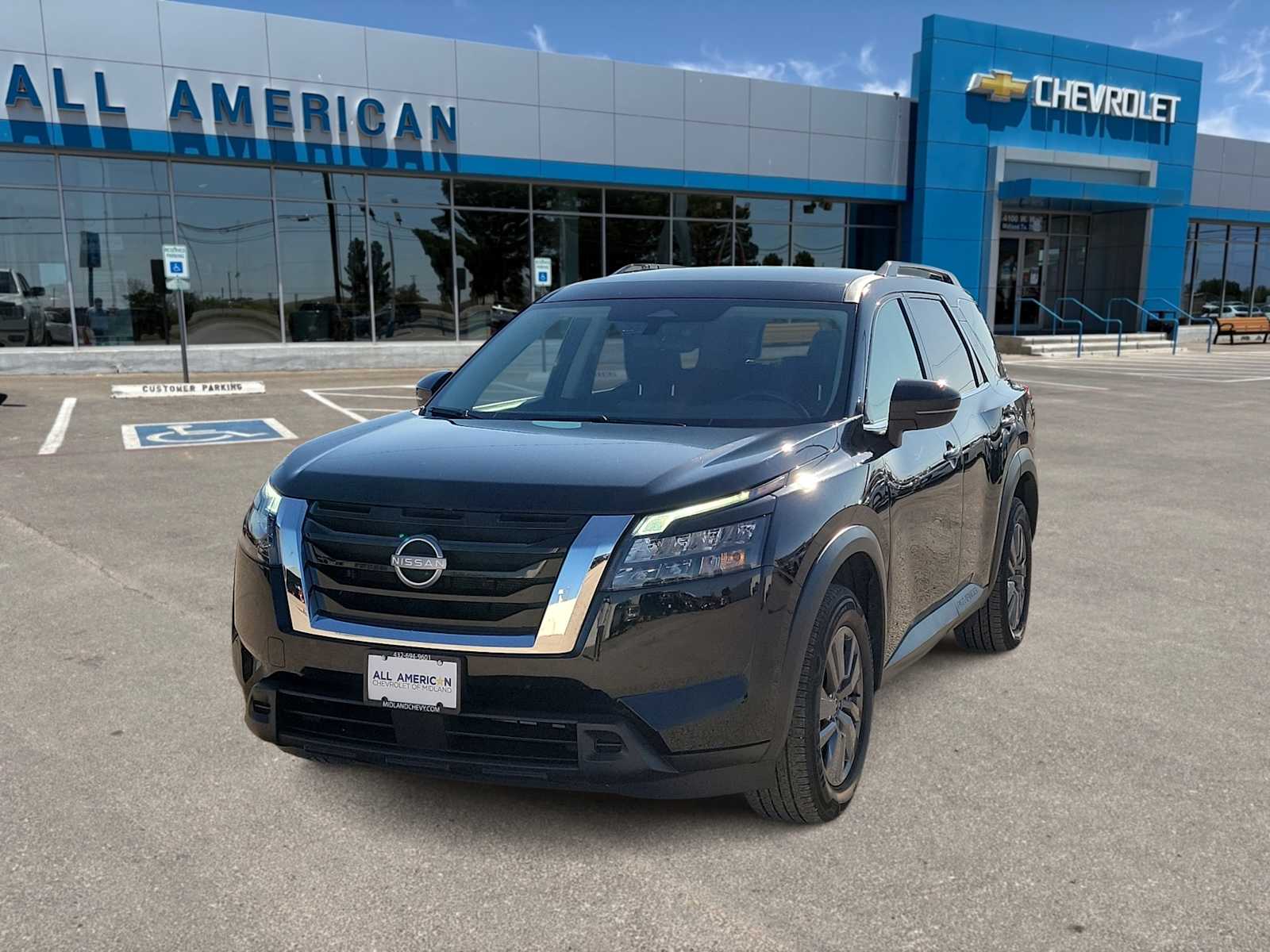 Thumbnail: 2025 Nissan Pathfinder - 1