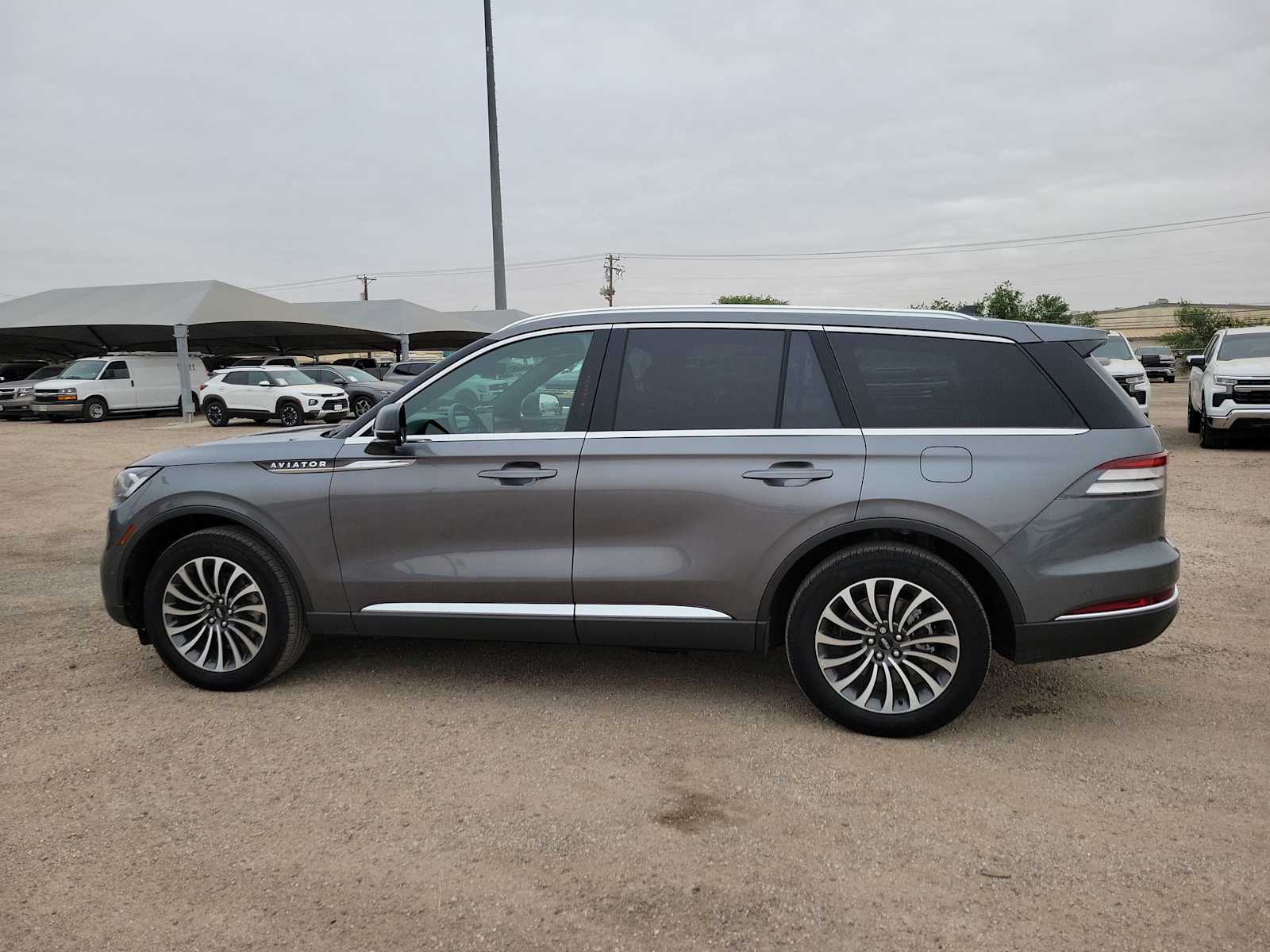 Thumbnail: 2024 Lincoln Aviator - 11