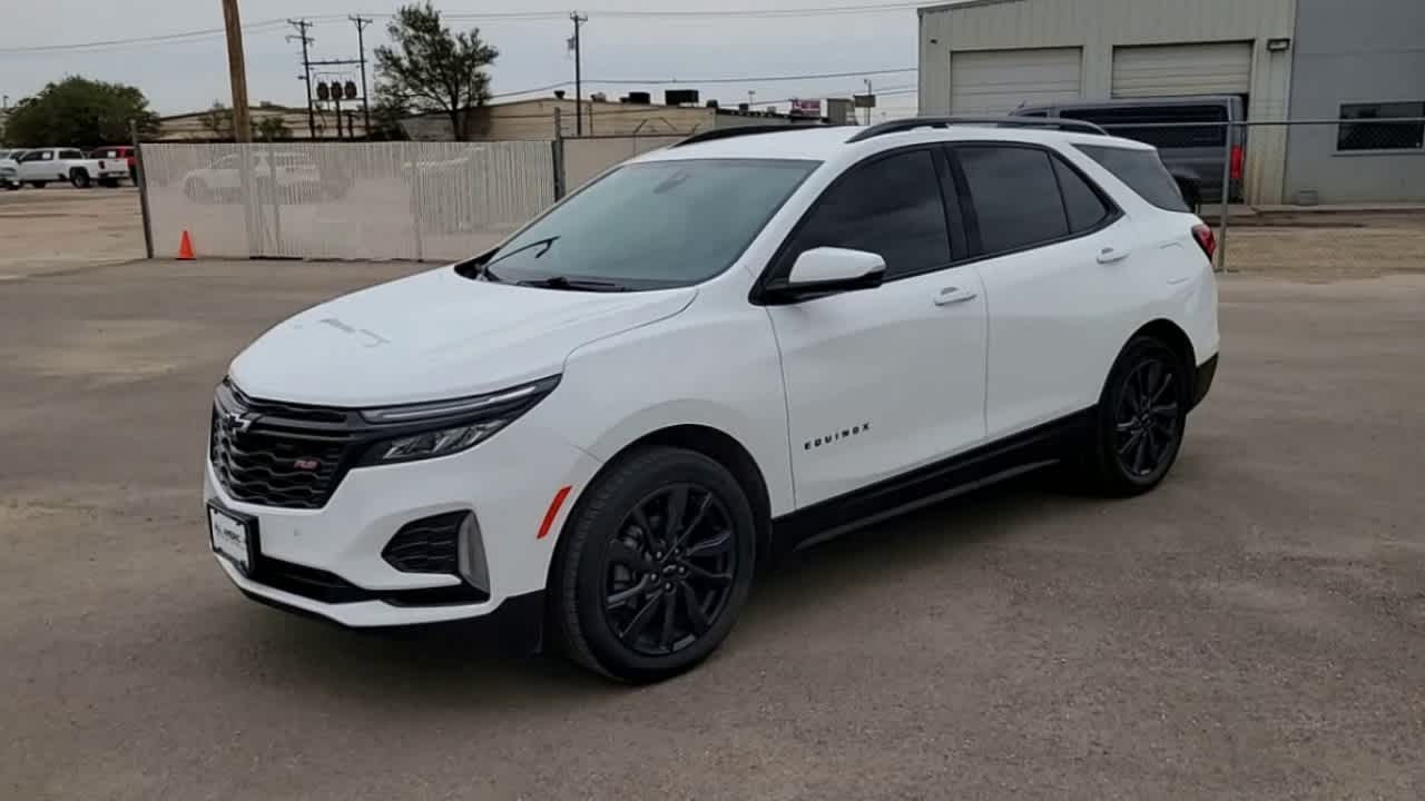 Thumbnail: 2024 Chevrolet Equinox - 4