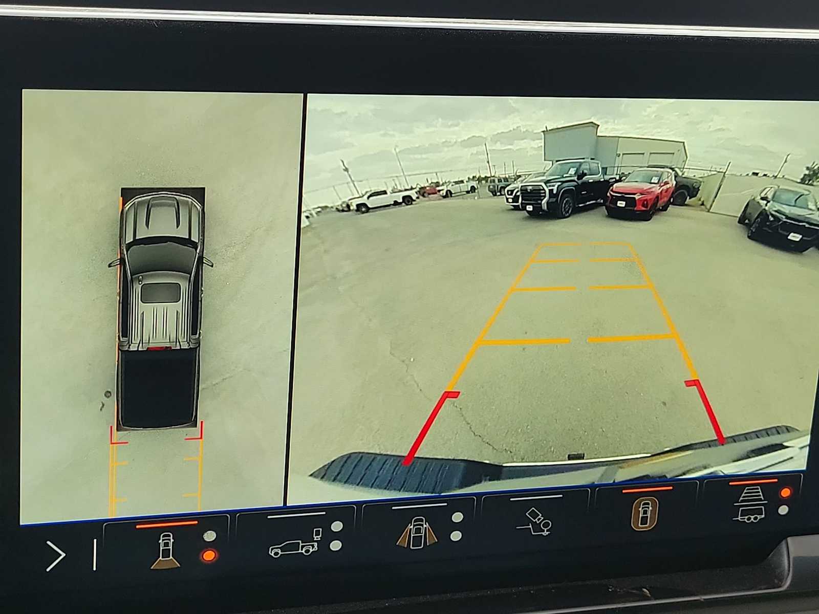 Thumbnail: 2024 Chevrolet Silverado 1500 - 24