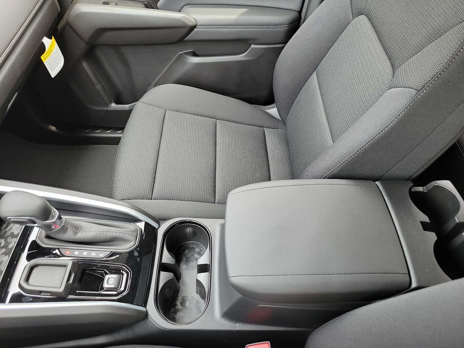 Thumbnail: 2026 Chevrolet Colorado - 20