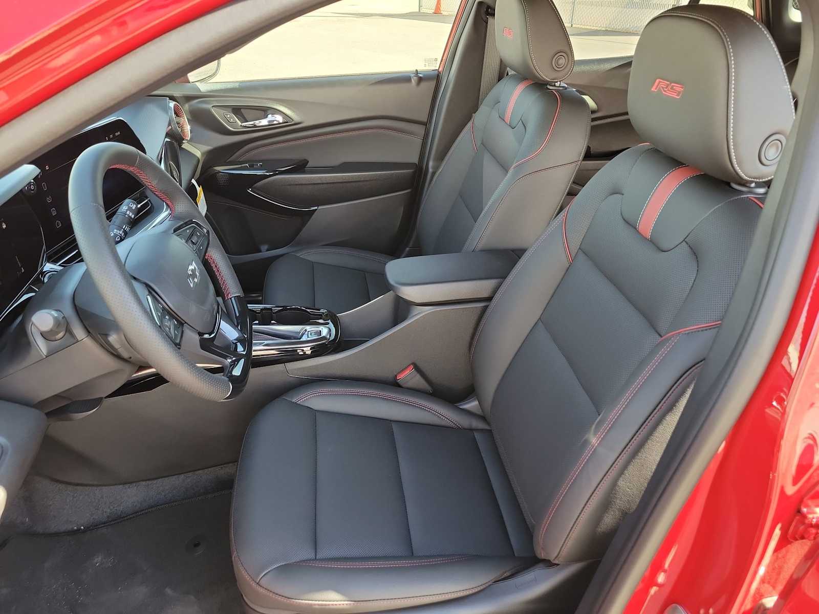 Thumbnail: 2026 Chevrolet Trax - 15