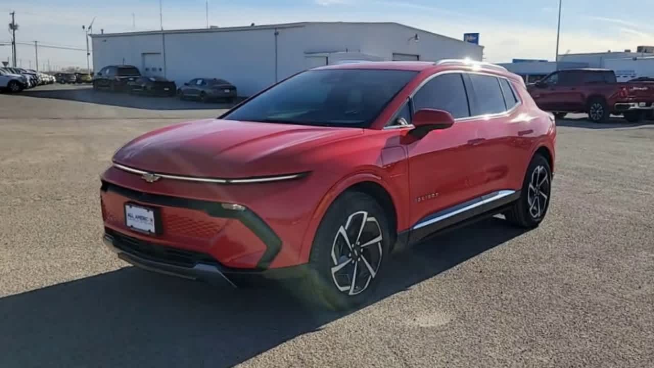 Thumbnail: 2024 Chevrolet Equinox - 4
