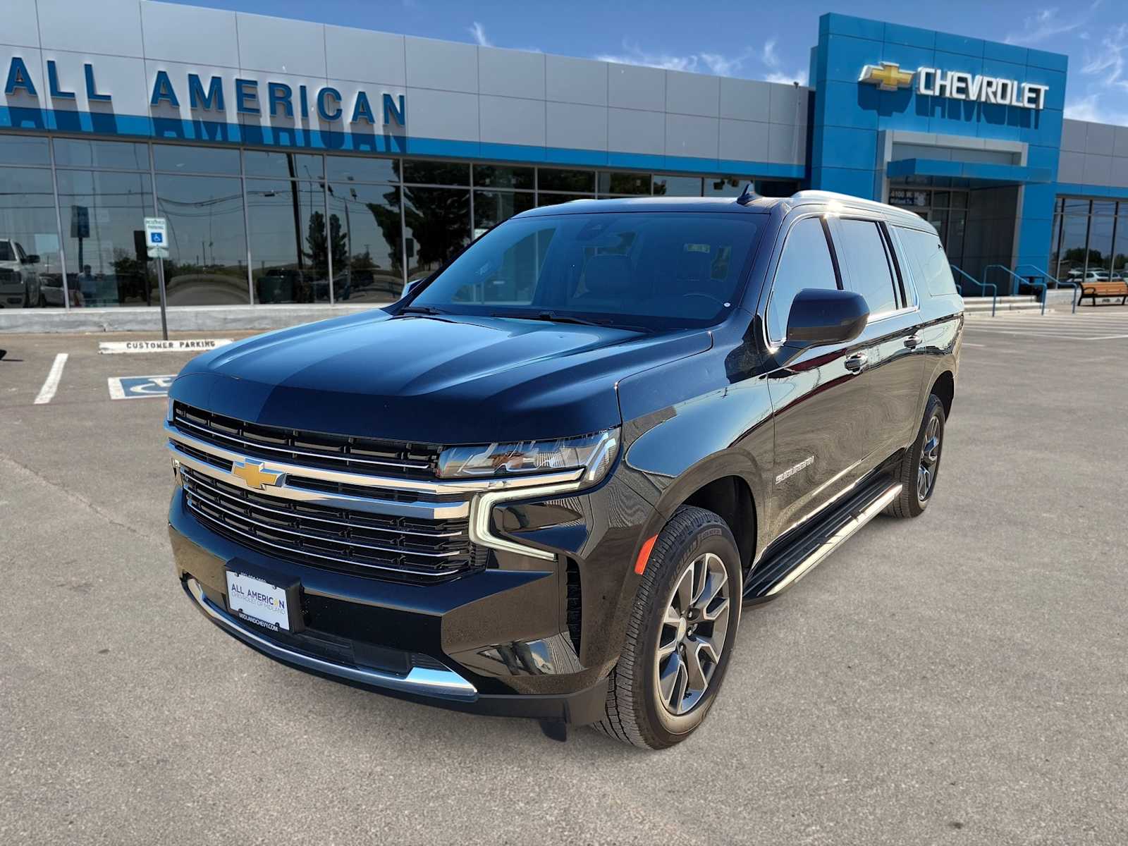 Thumbnail: 2021 Chevrolet Suburban - 1
