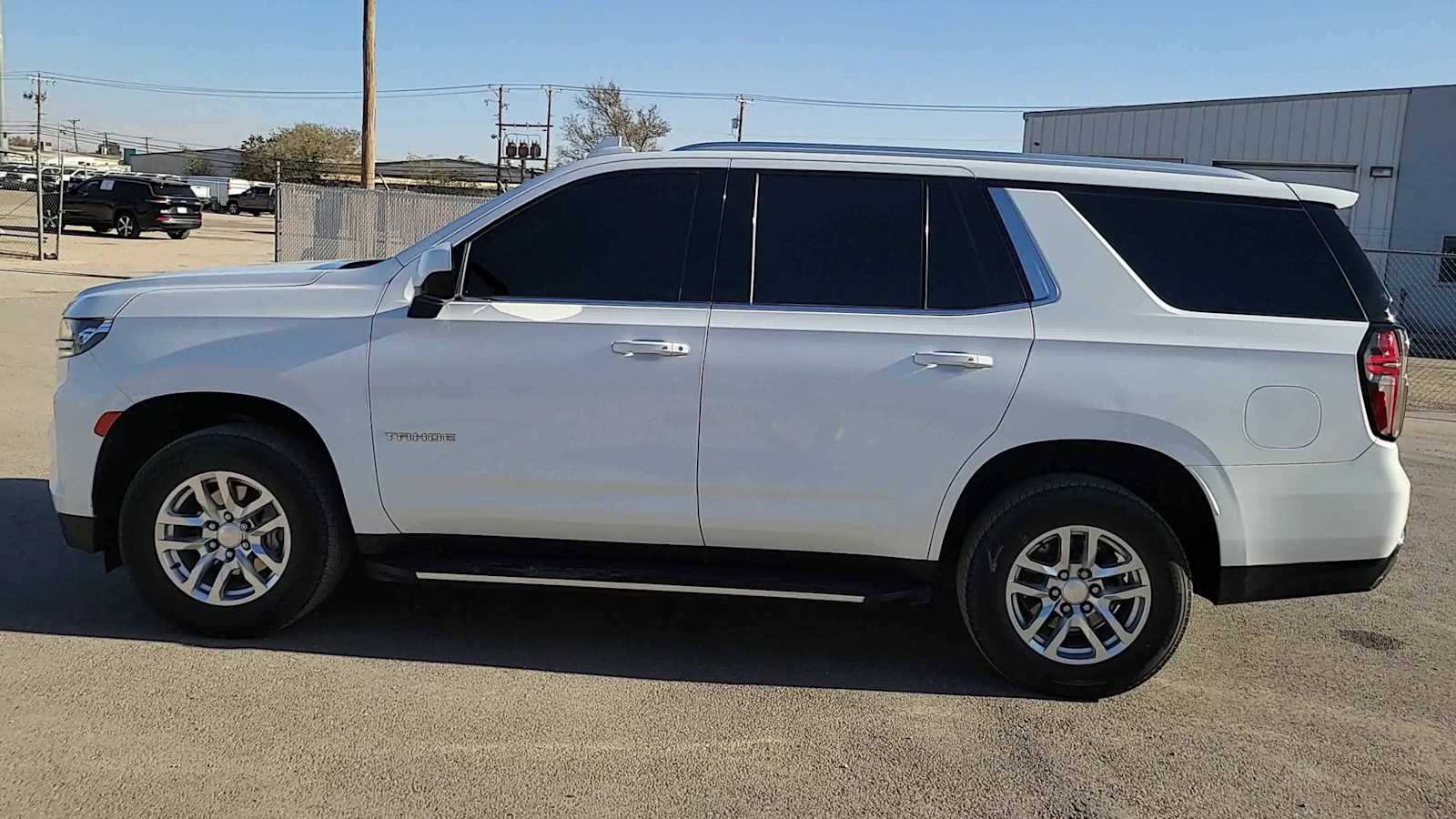 Thumbnail: 2023 Chevrolet Tahoe - 5