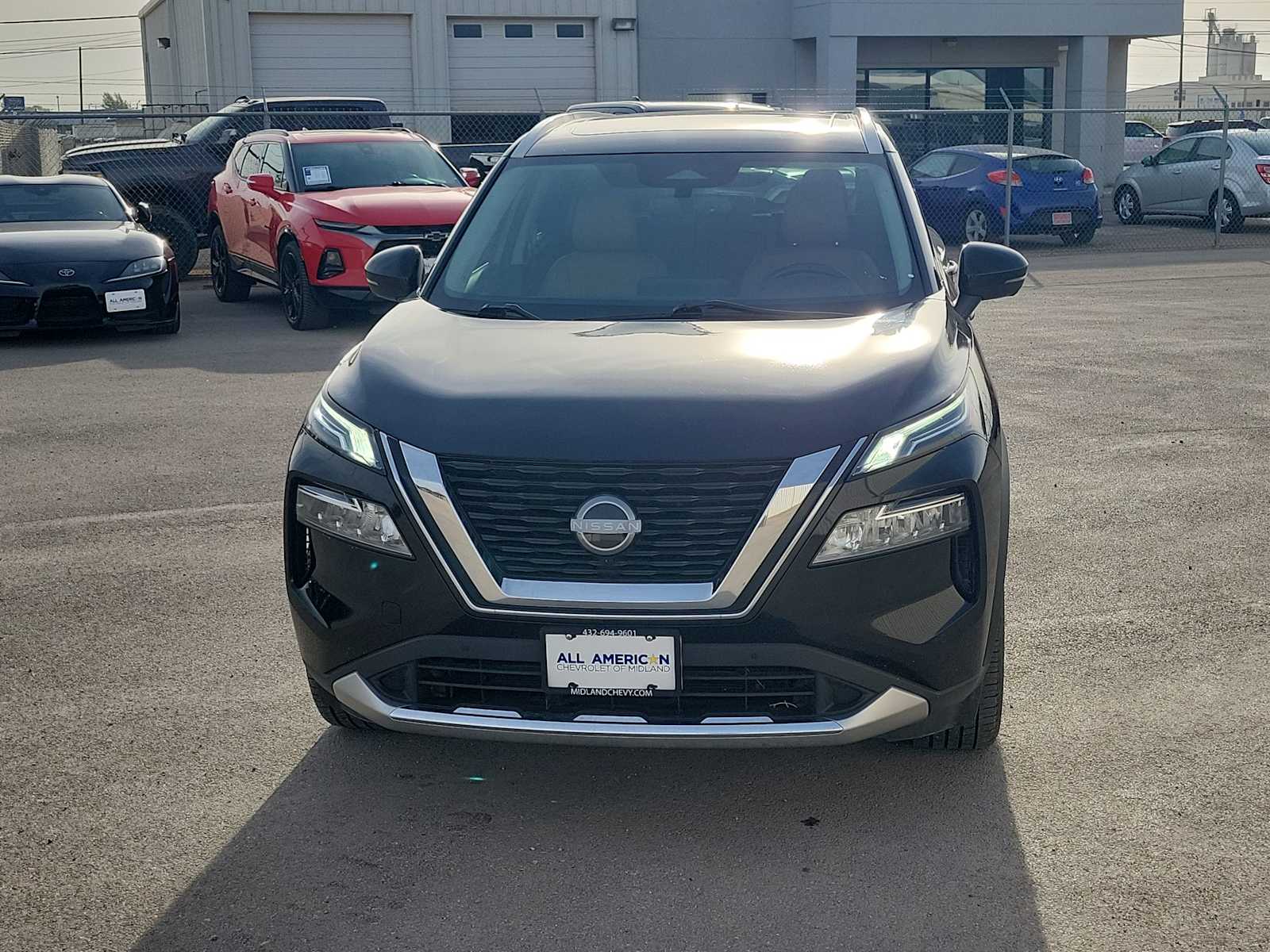 Thumbnail: 2023 Nissan Rogue - 3