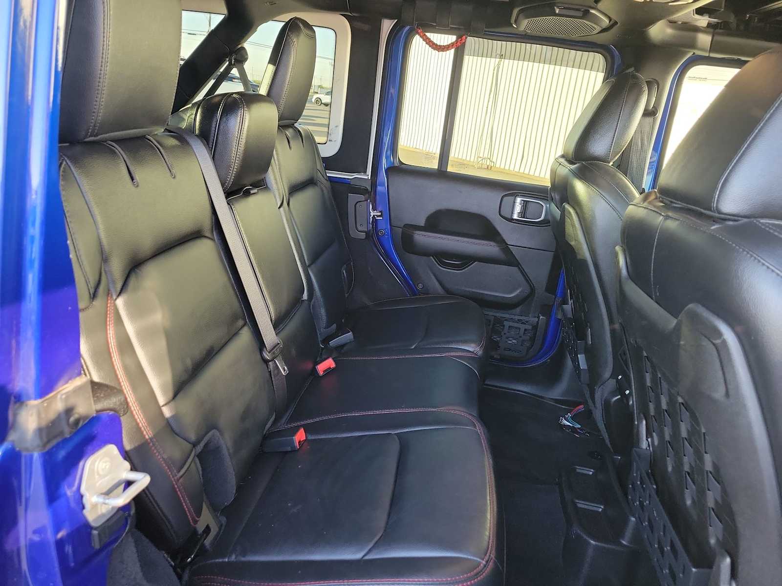 Thumbnail: 2019 Jeep Wrangler - 17