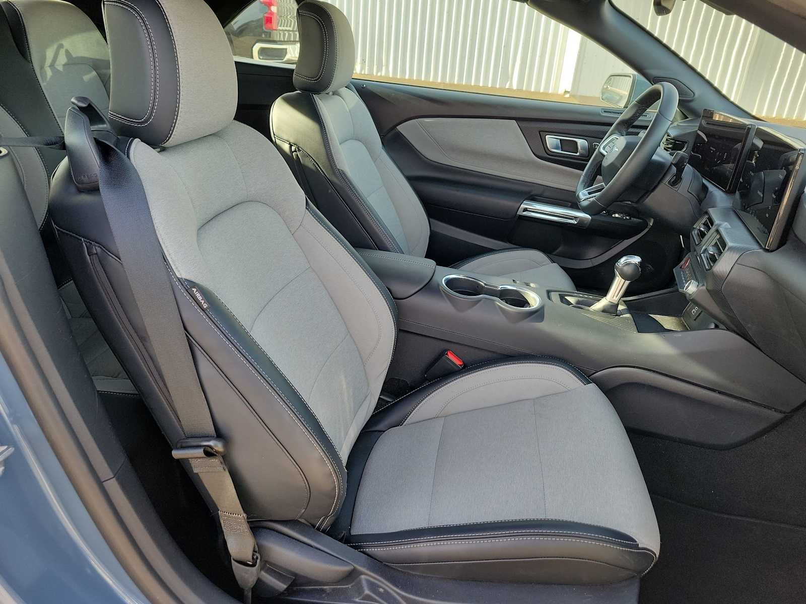 Thumbnail: 2025 Ford Mustang - 22