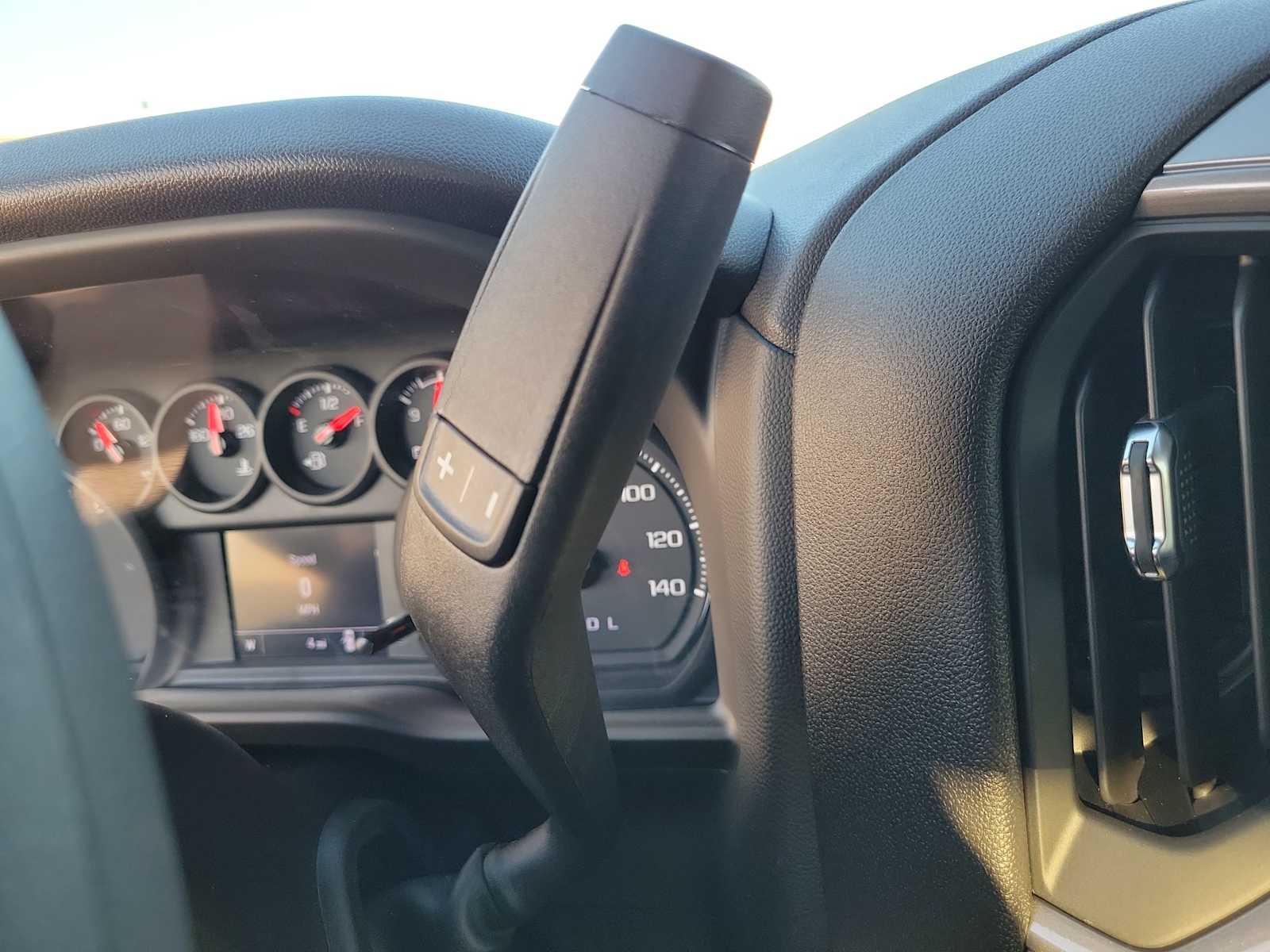 Thumbnail: 2026 Chevrolet Silverado 1500 - 25