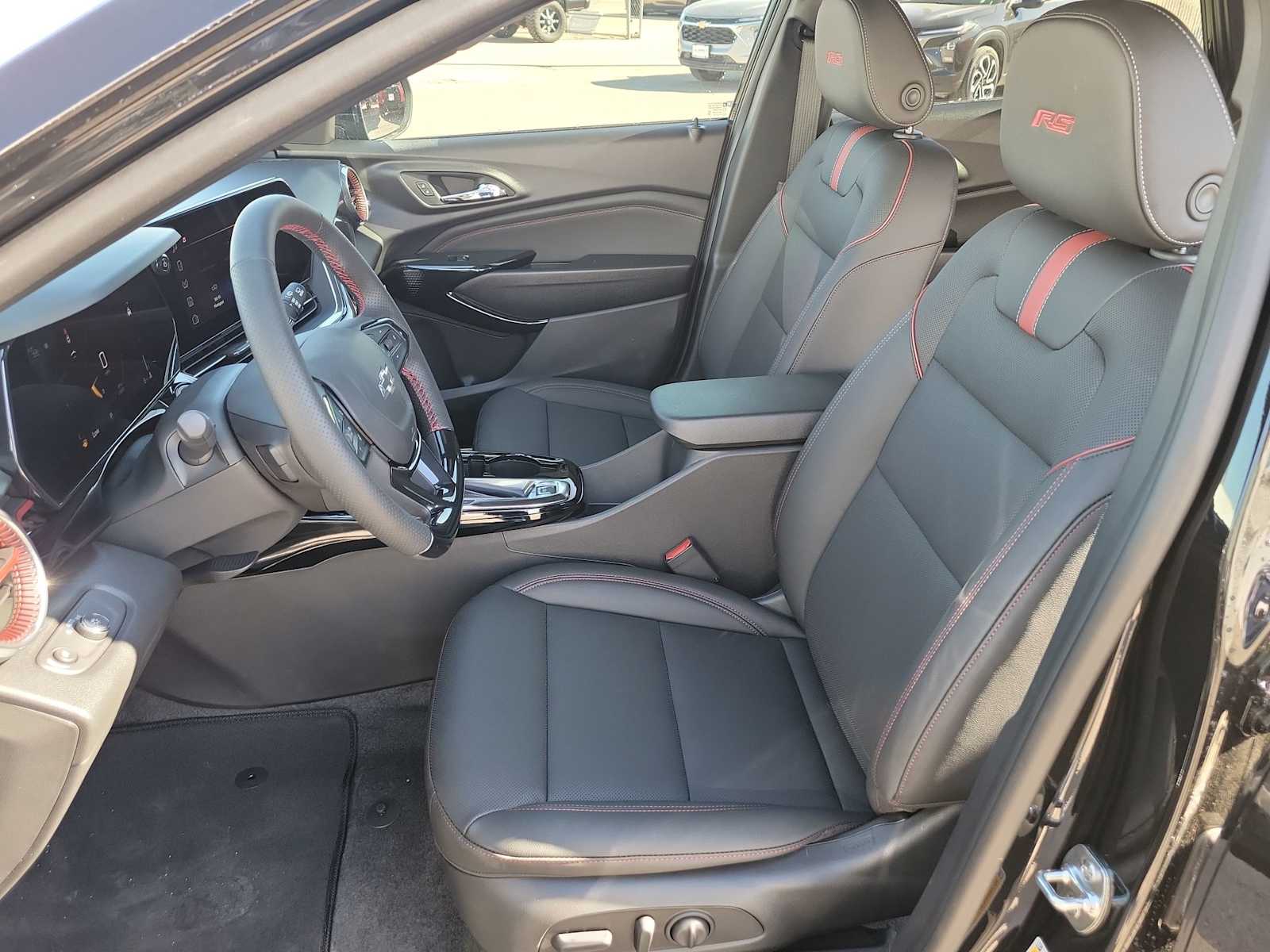 Thumbnail: 2026 Chevrolet Trax - 15