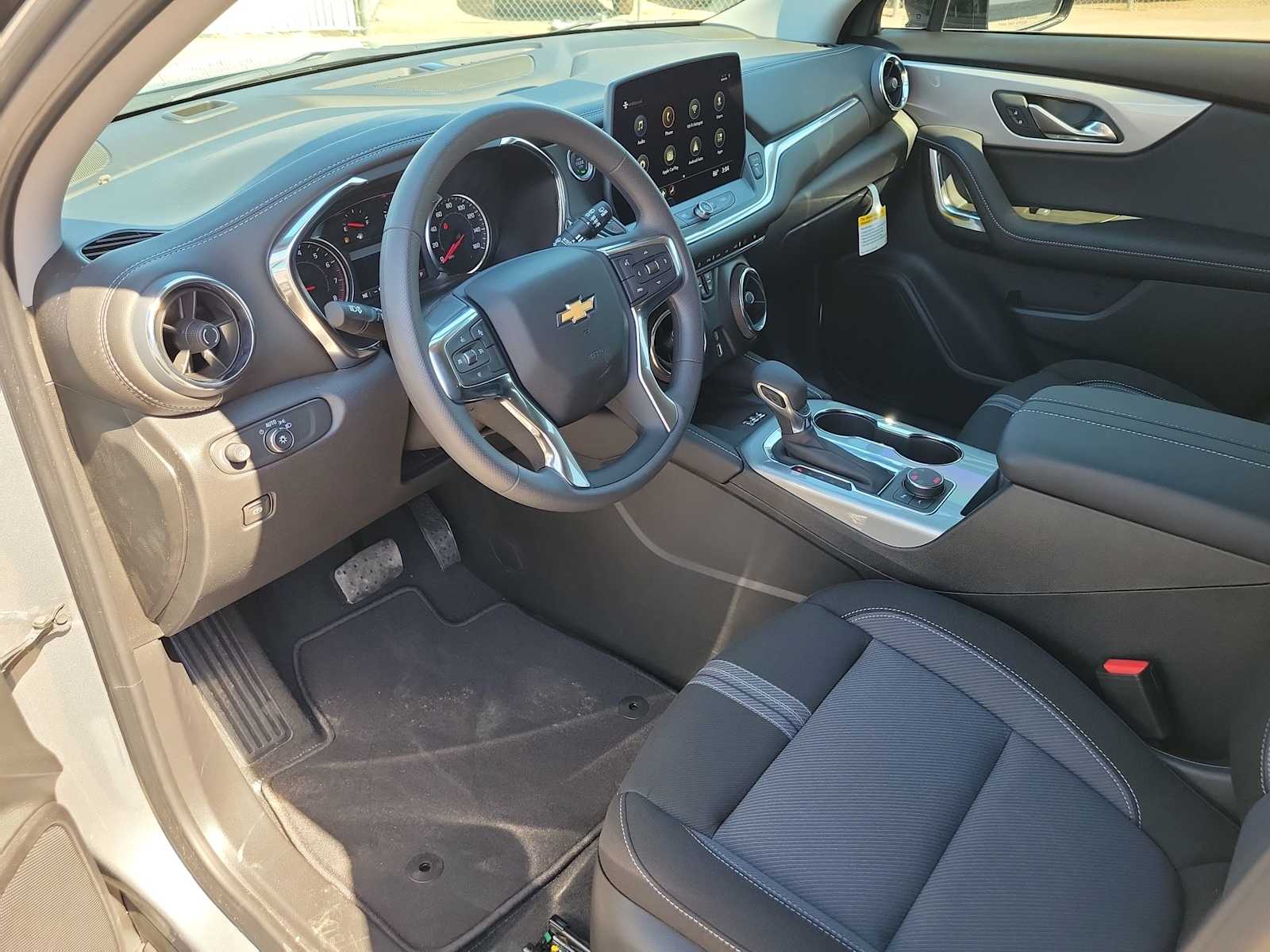 Thumbnail: 2025 Chevrolet Blazer - 10