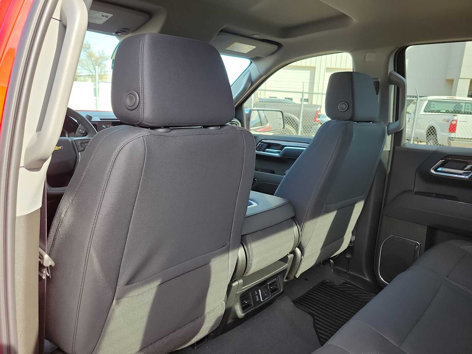 Thumbnail: 2026 Chevrolet Silverado 1500 - 20