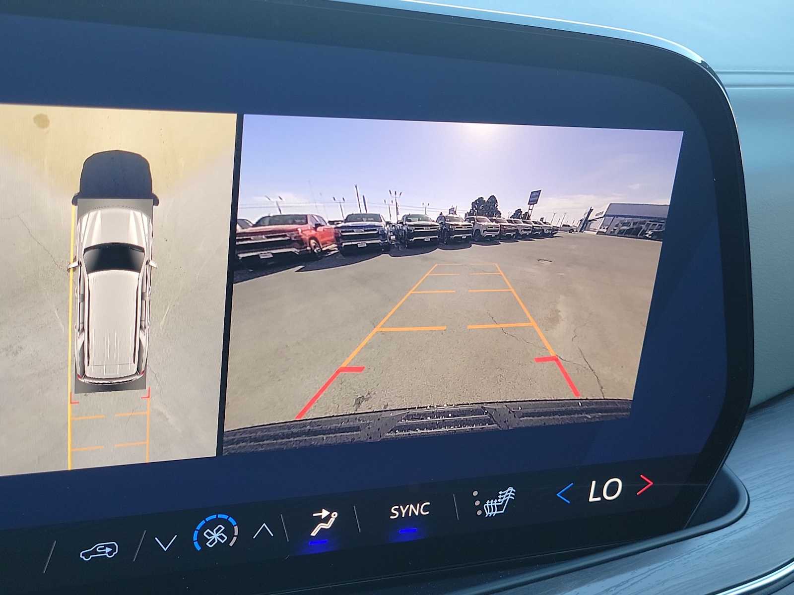 Thumbnail: 2026 Chevrolet Tahoe - 24