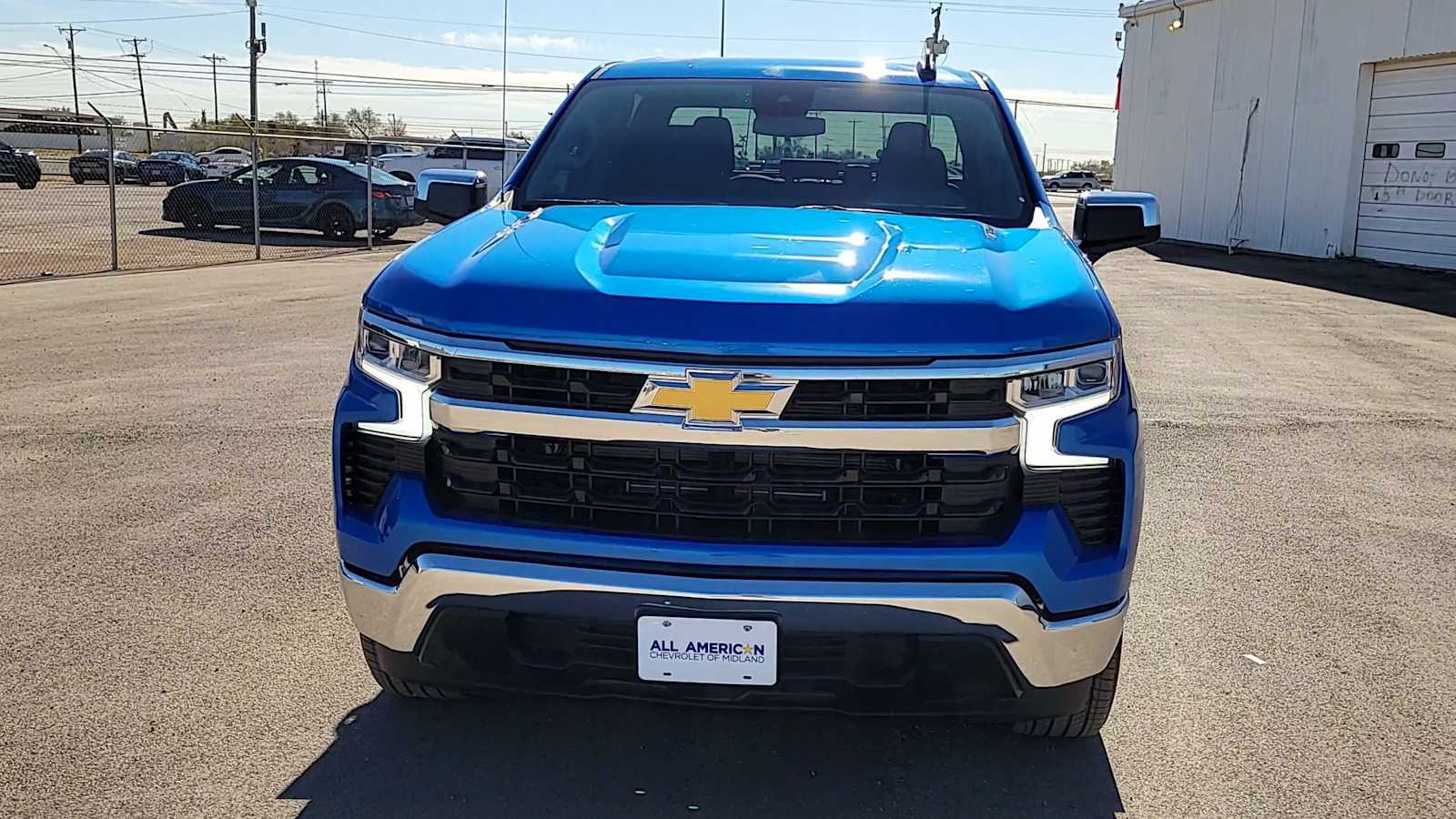 Thumbnail: 2026 Chevrolet Silverado 1500 - 3