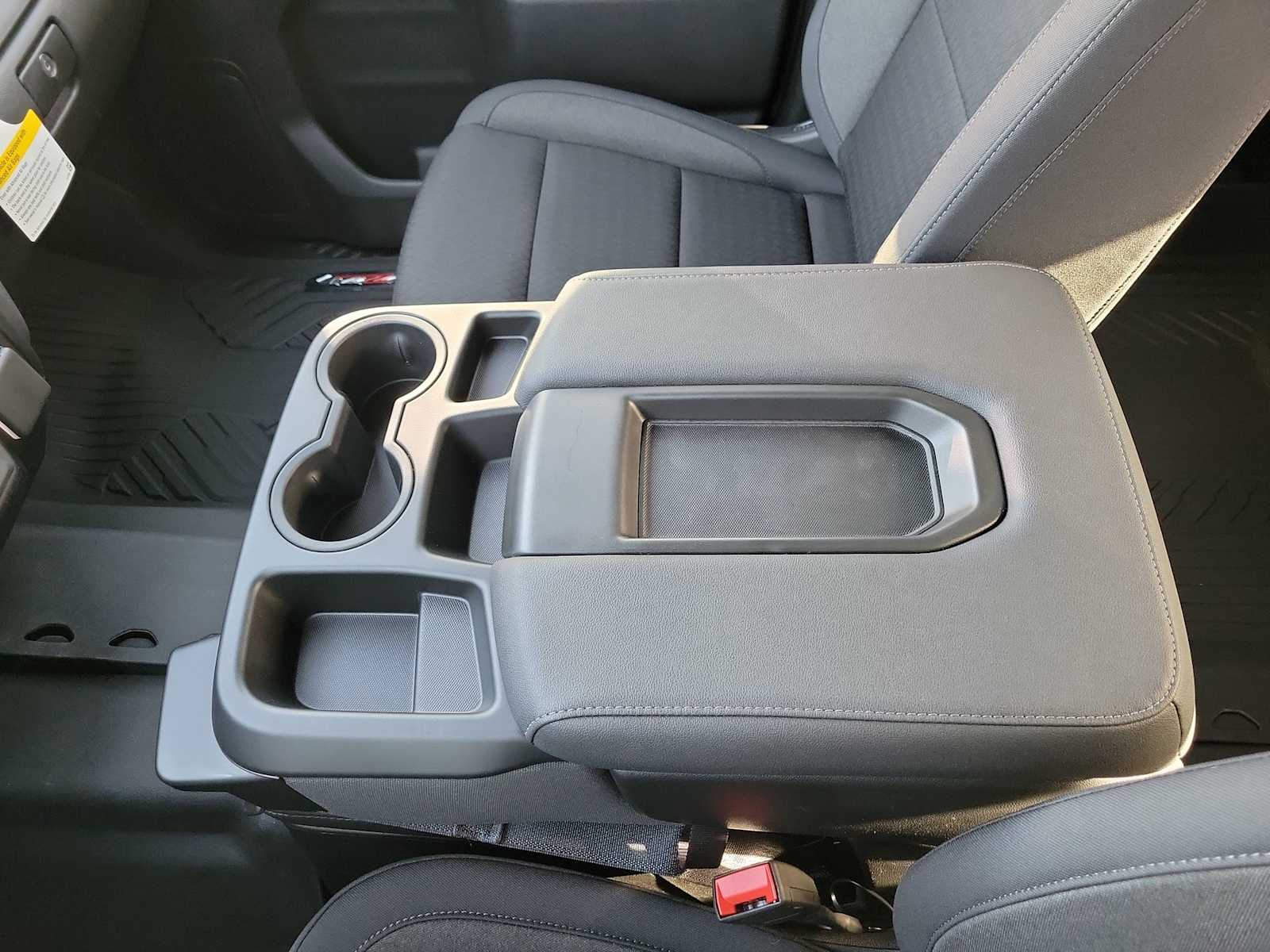 Thumbnail: 2026 Chevrolet Silverado 1500 - 24