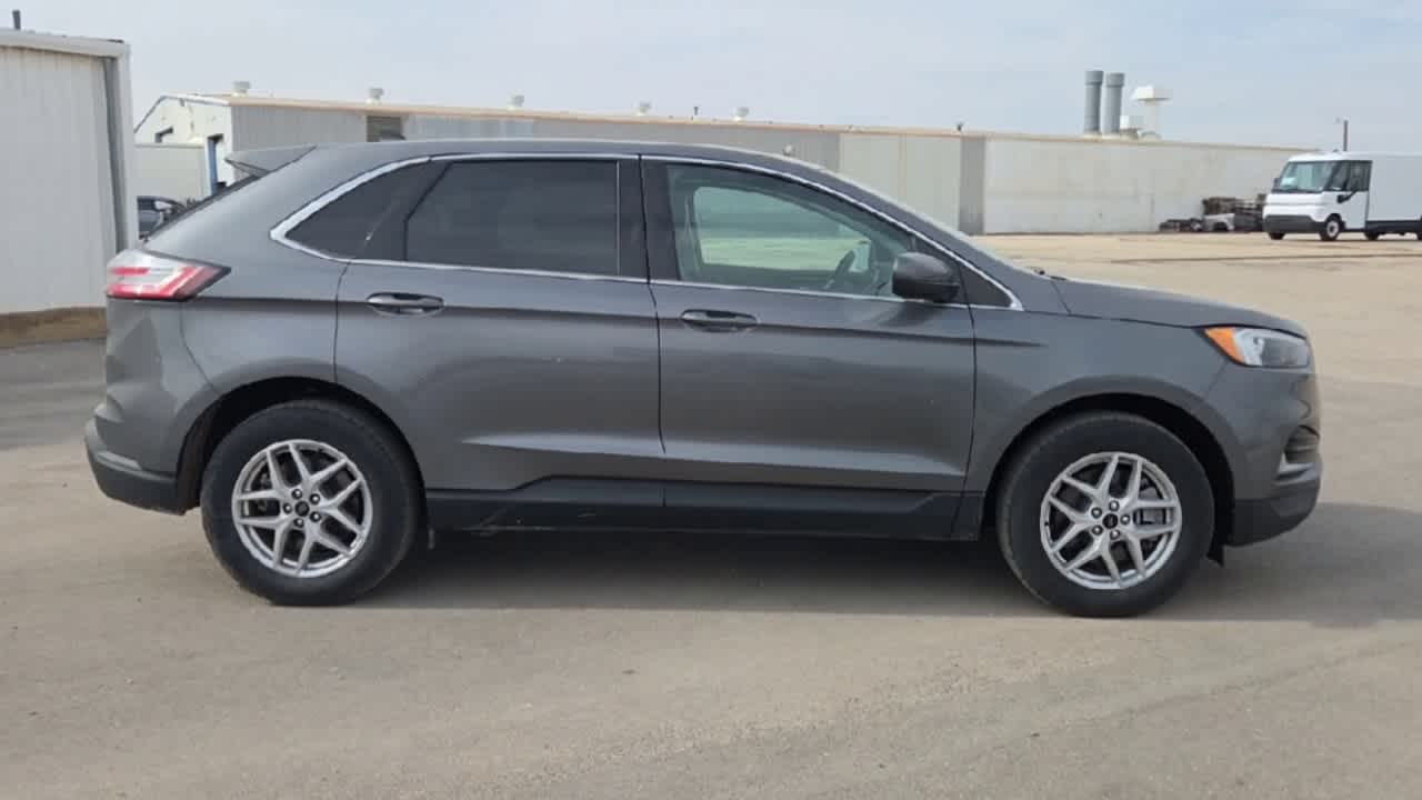 Thumbnail: 2024 Ford Edge - 9