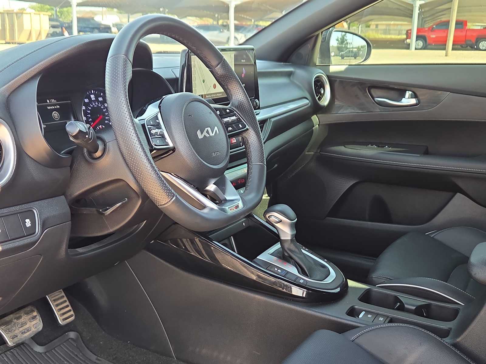Thumbnail: 2024 Kia Forte - 10