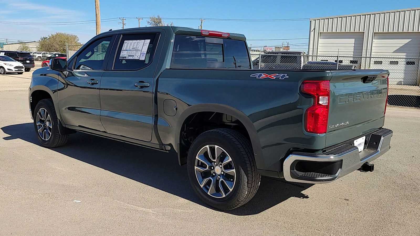 Thumbnail: 2026 Chevrolet Silverado 1500 - 6