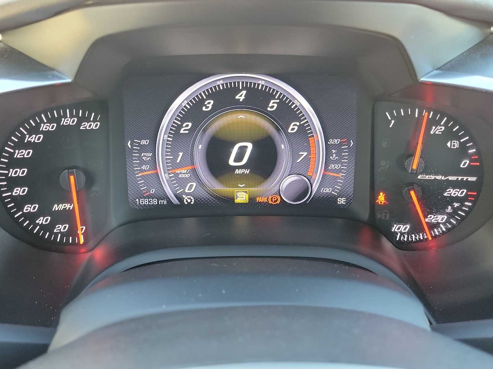 Thumbnail: 2015 Chevrolet Corvette - 26