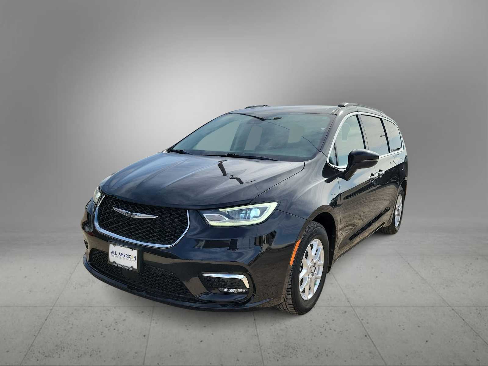 2022 Chrysler Pacifica Touring L -
                  Midland, TX
