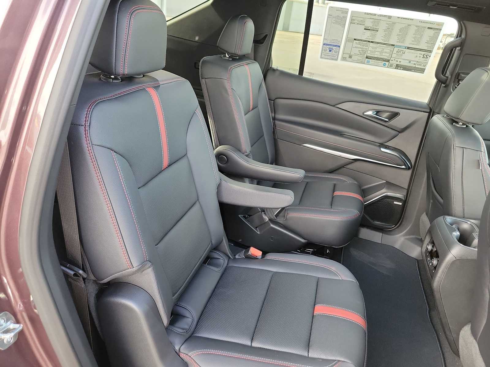 Thumbnail: 2026 Chevrolet Traverse - 21