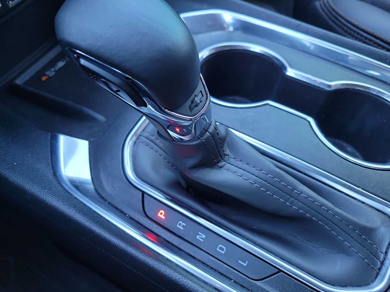 Thumbnail: 2023 Chevrolet Traverse - 24