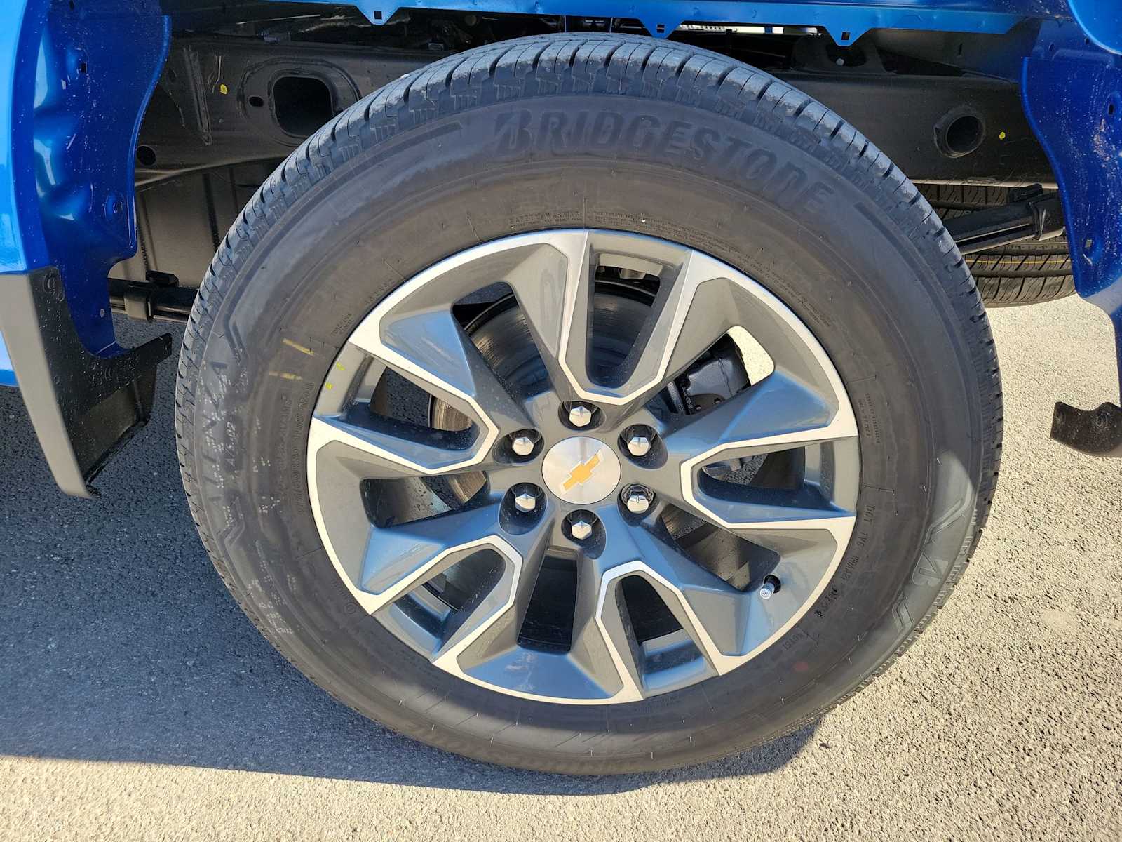 Thumbnail: 2026 Chevrolet Silverado 1500 - 16