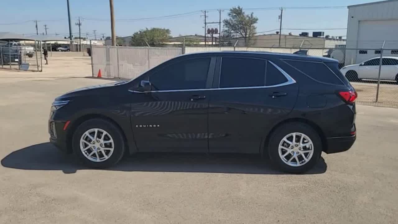 Thumbnail: 2022 Chevrolet Equinox - 5