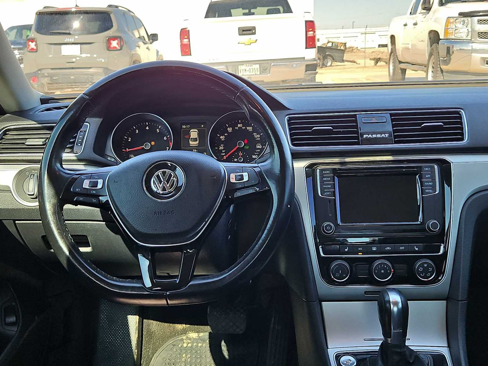 Thumbnail: 2019 Volkswagen Passat - 14