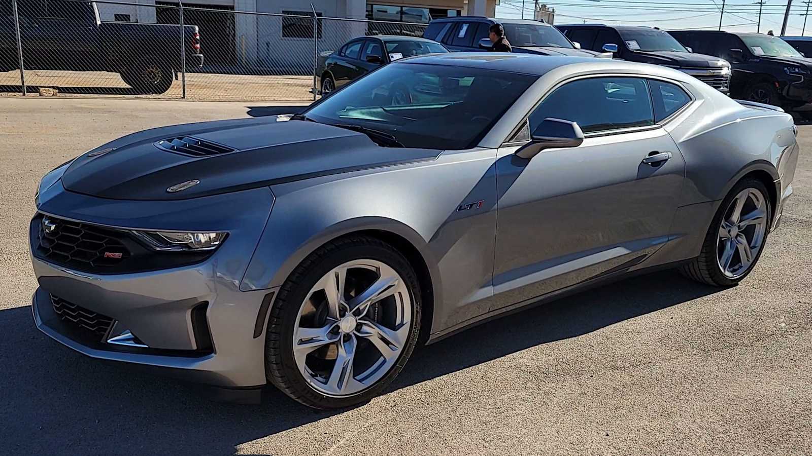 Thumbnail: 2021 Chevrolet Camaro - 4