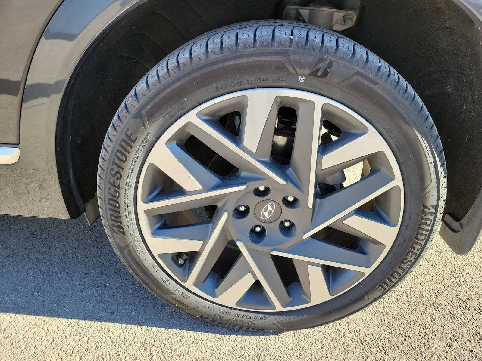 Thumbnail: 2022 Hyundai Santa Fe - 16