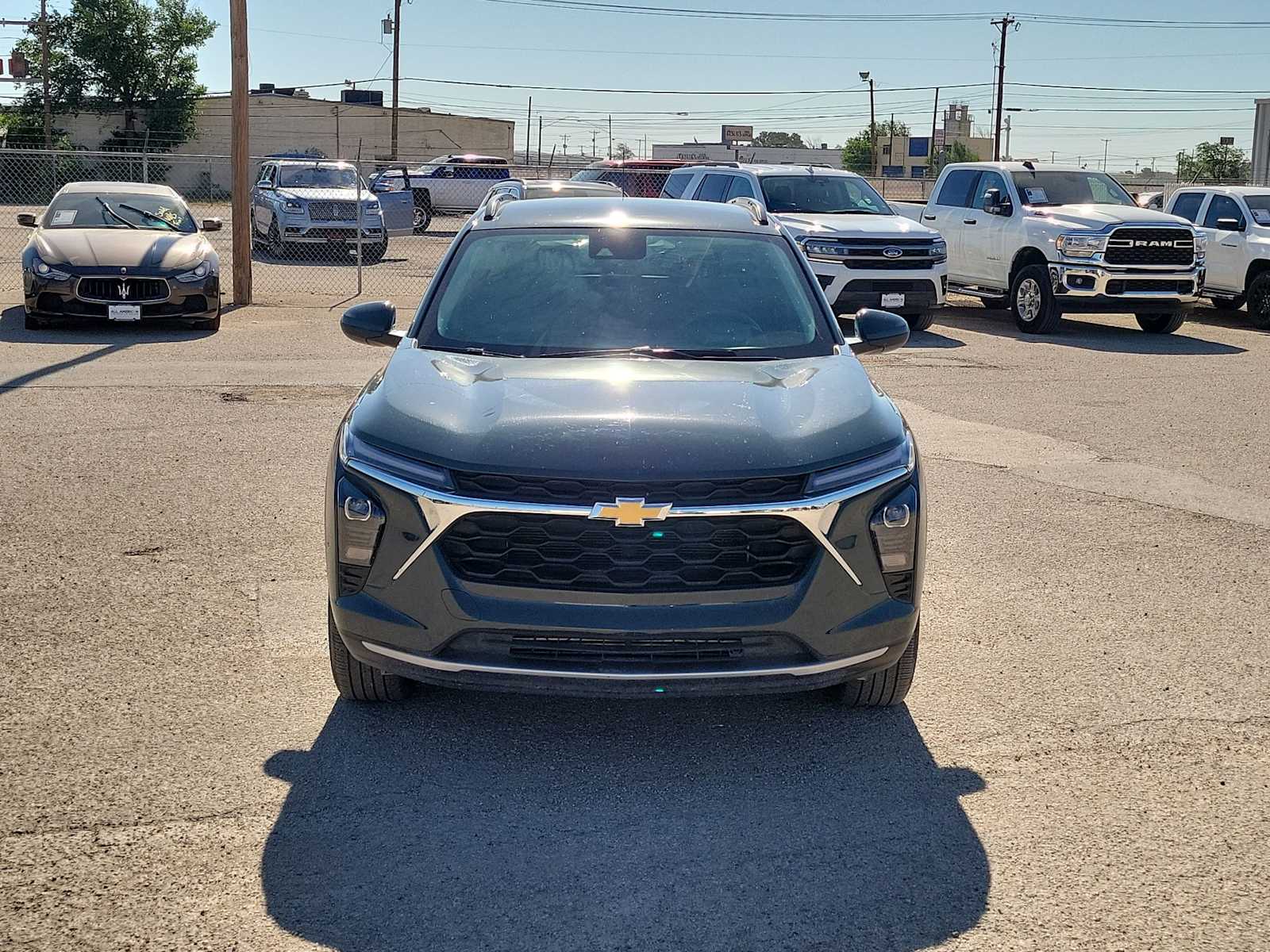 Thumbnail: 2025 Chevrolet Trax - 3