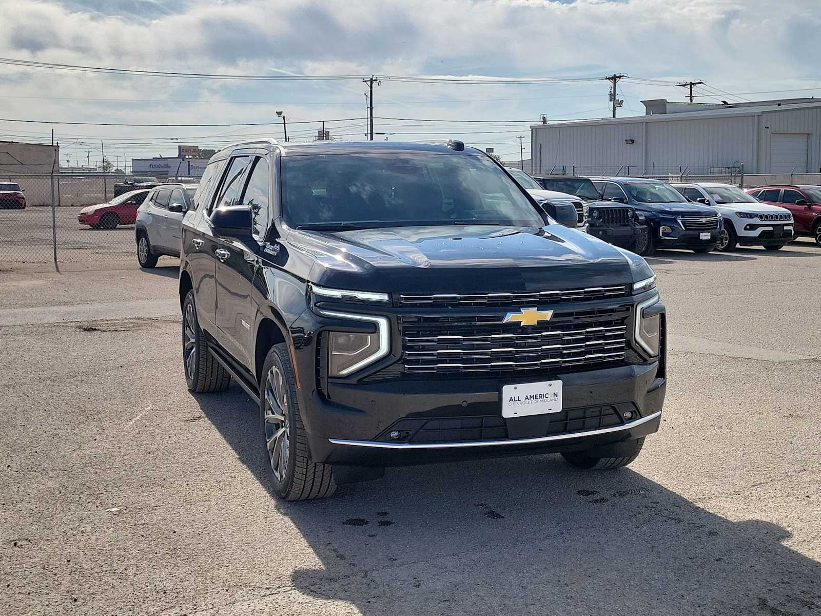 Thumbnail: 2026 Chevrolet Tahoe - 2