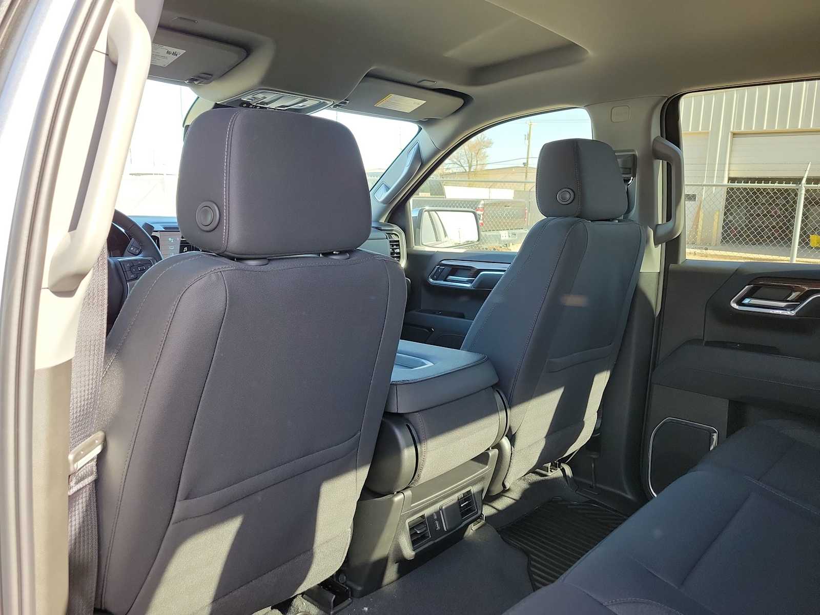 Thumbnail: 2026 Chevrolet Silverado 1500 - 20