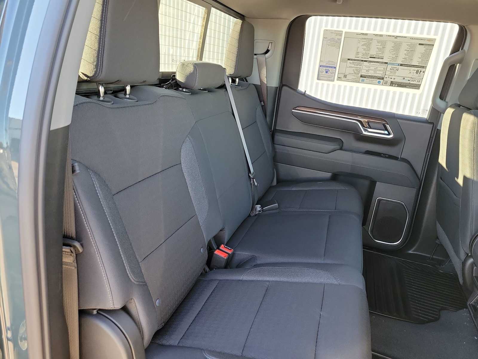 Thumbnail: 2026 Chevrolet Silverado 1500 - 21