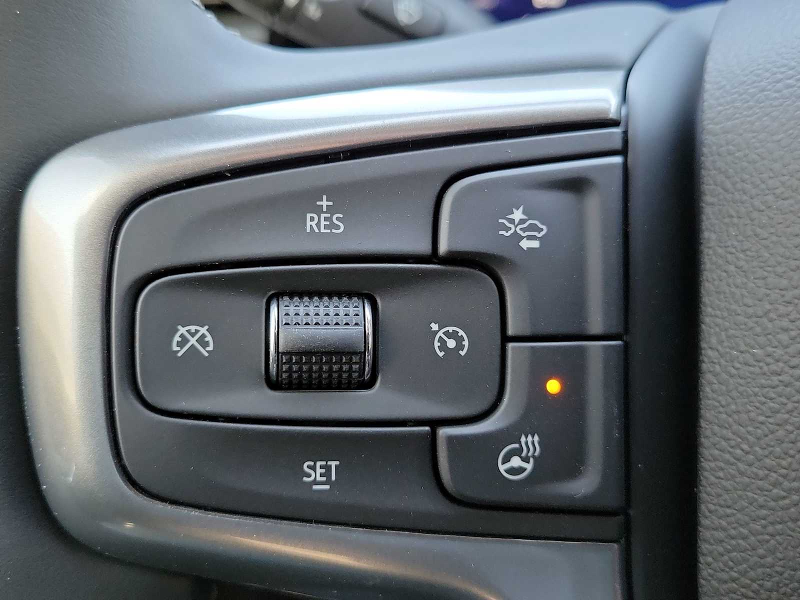 Thumbnail: 2026 Chevrolet Silverado 1500 - 27