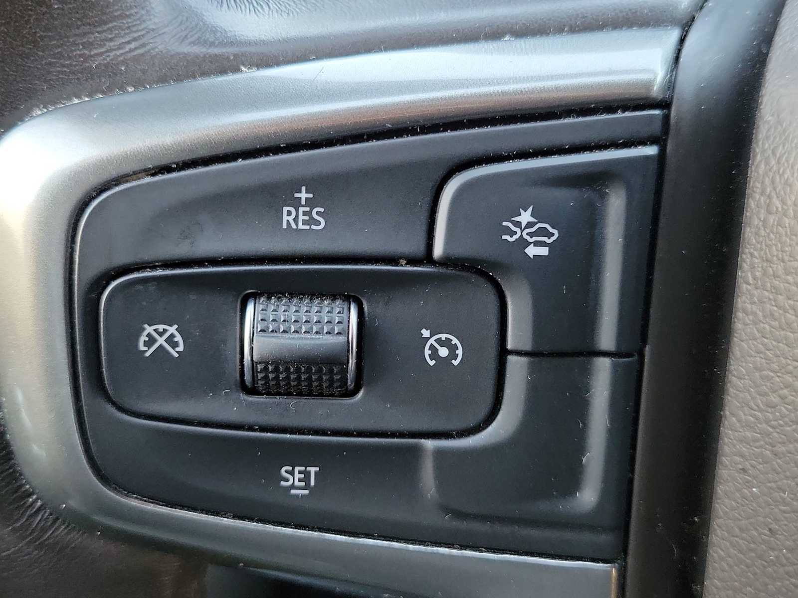 Thumbnail: 2021 Chevrolet Suburban - 27