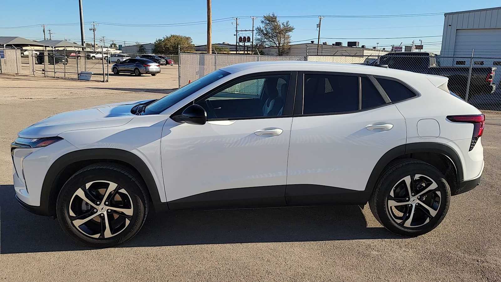 Thumbnail: 2025 Chevrolet Trax - 5