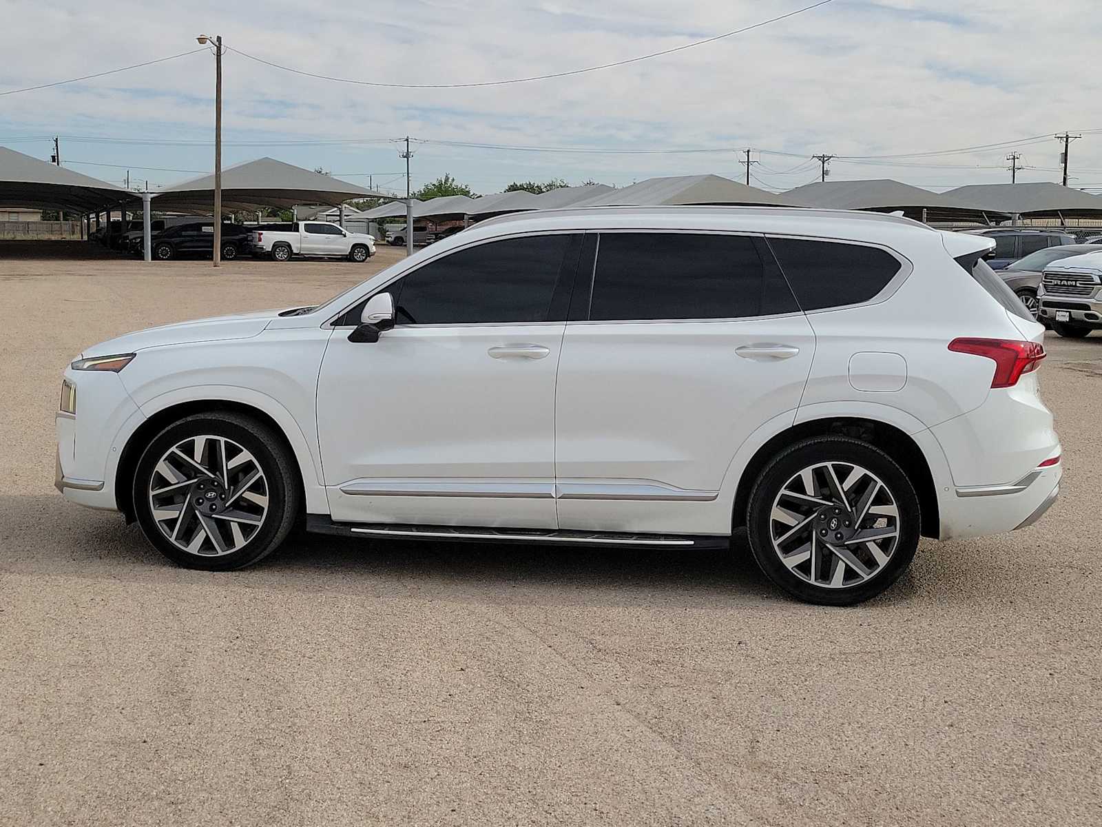 Thumbnail: 2022 Hyundai Santa Fe - 5