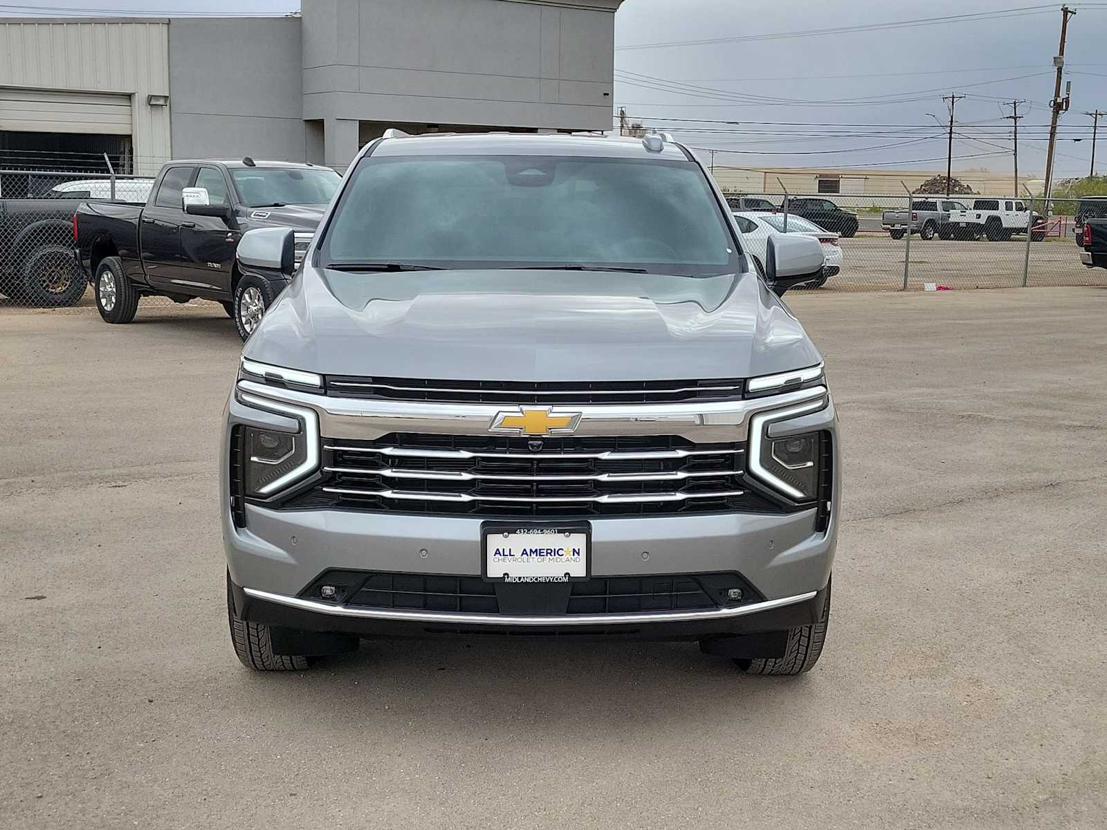 Thumbnail: 2026 Chevrolet Tahoe - 3