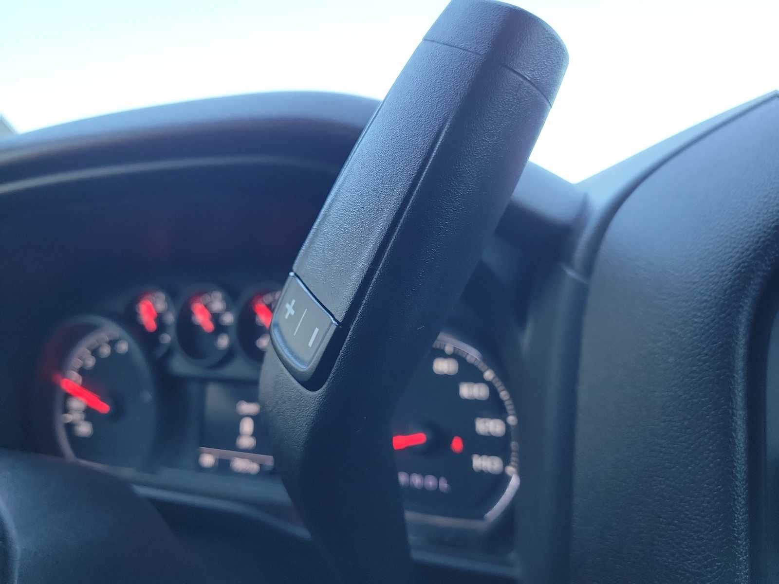 Thumbnail: 2022 Chevrolet Silverado 1500 - 25